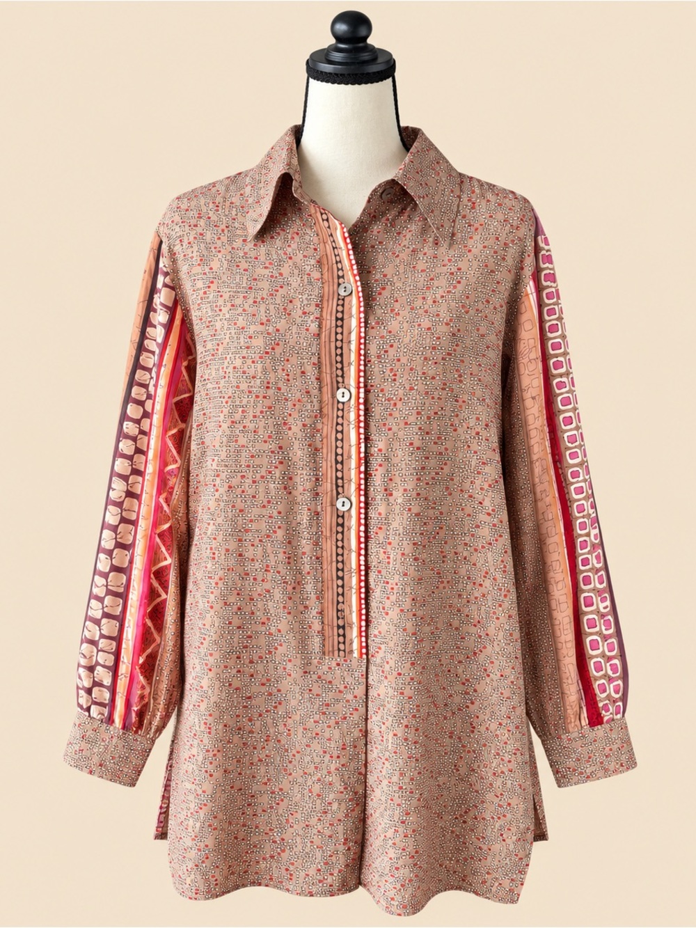 100% Silk 3/4 Button Down Geometric Blouse L